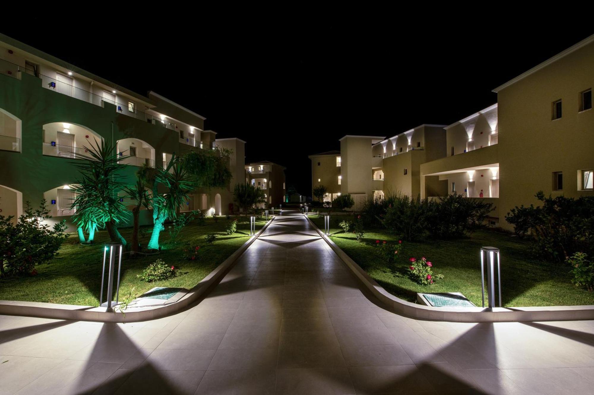 Vantaris Luxury Beach Resort Jeorjoúpoli Eksteriør bilde
